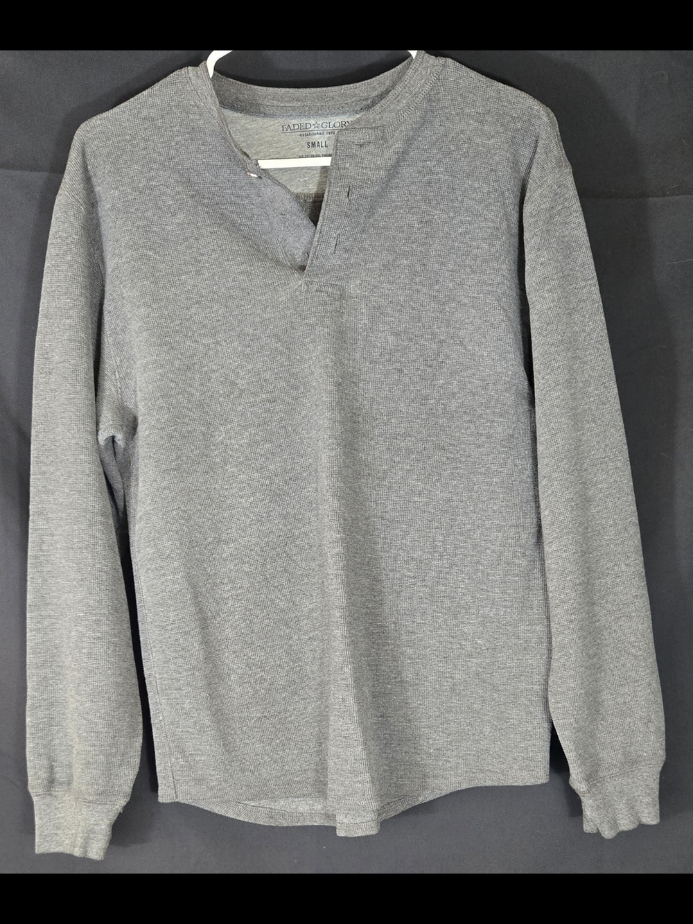 Faded Glory Men's Gray Long-Sleeve Henley Sweater - Small #365